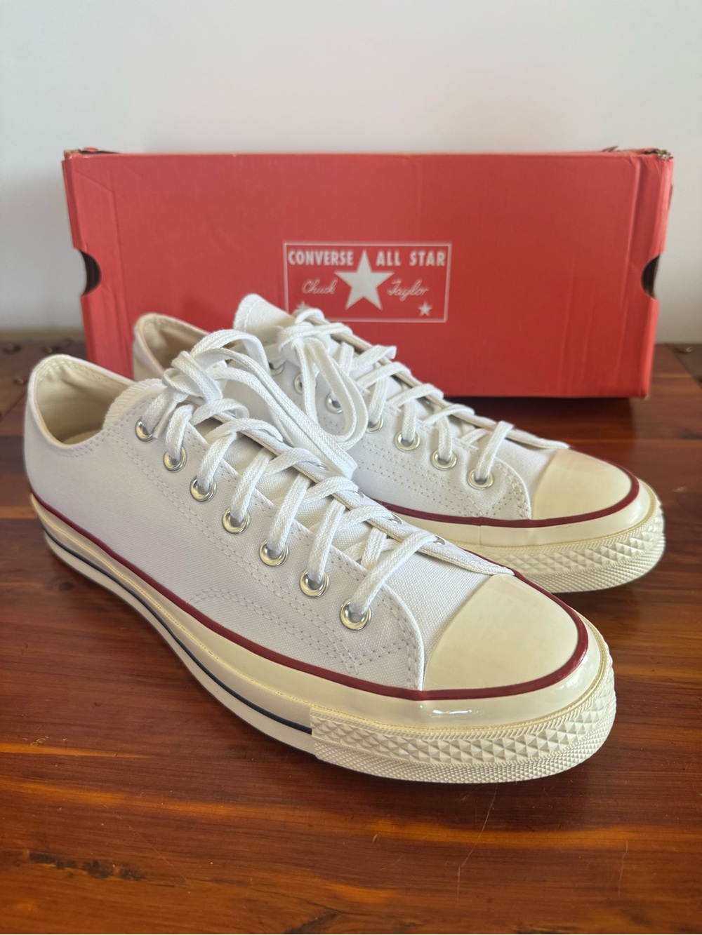 Converse Chuck 70 Ox Low Top Sneakers White Garnet Men’s 9 Women’s 11 New